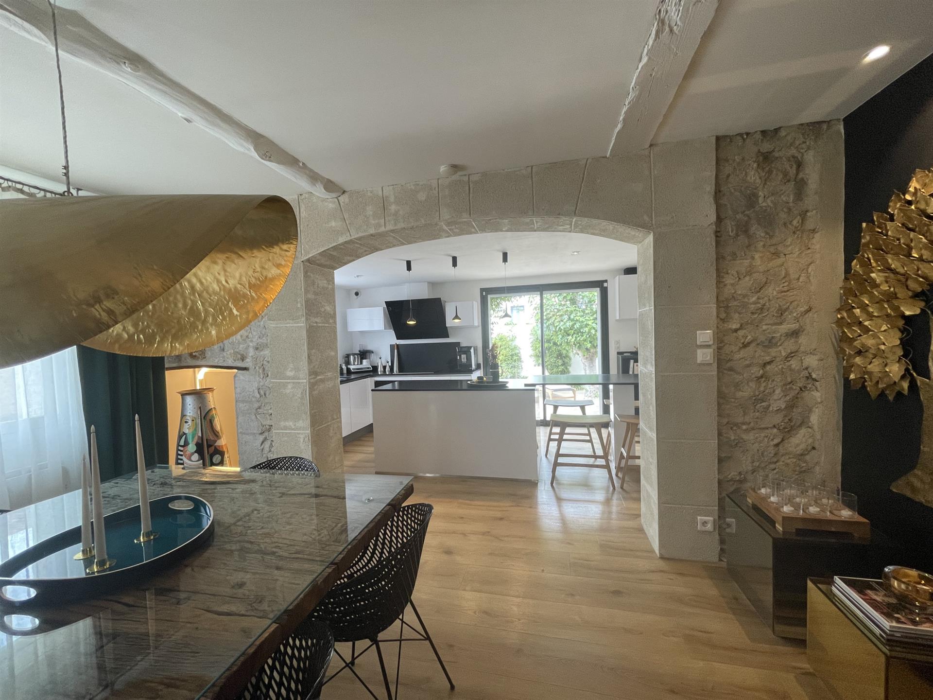 Favorite house - Peace, character and beautiful exterior 15 minutes from Narbonne!