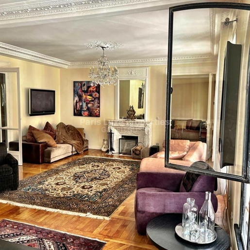 Paris 17th - Rue Théodore de Banville - Luxury apartment - 6 rooms - 4 bedrooms - 204 m²