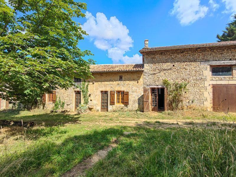 Grande maison en pierre avec terrain 1 hectare 3
