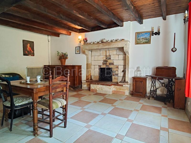 Grande maison en pierre avec terrain 1 hectare 3