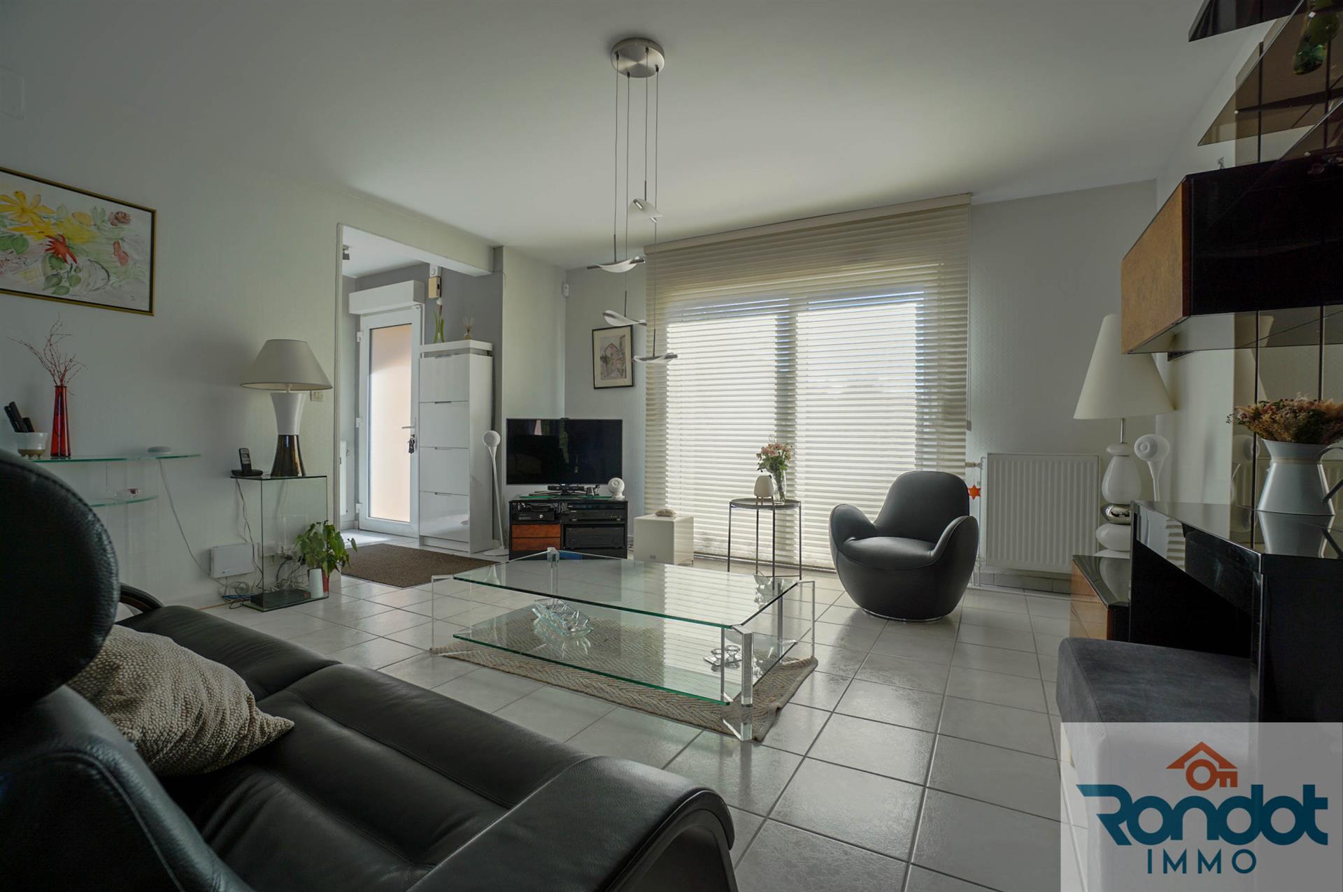 Maison 6 pièces/4 chambres d'une surface de 135m2, sur sous-sol complet et sur un terrain de 755m2