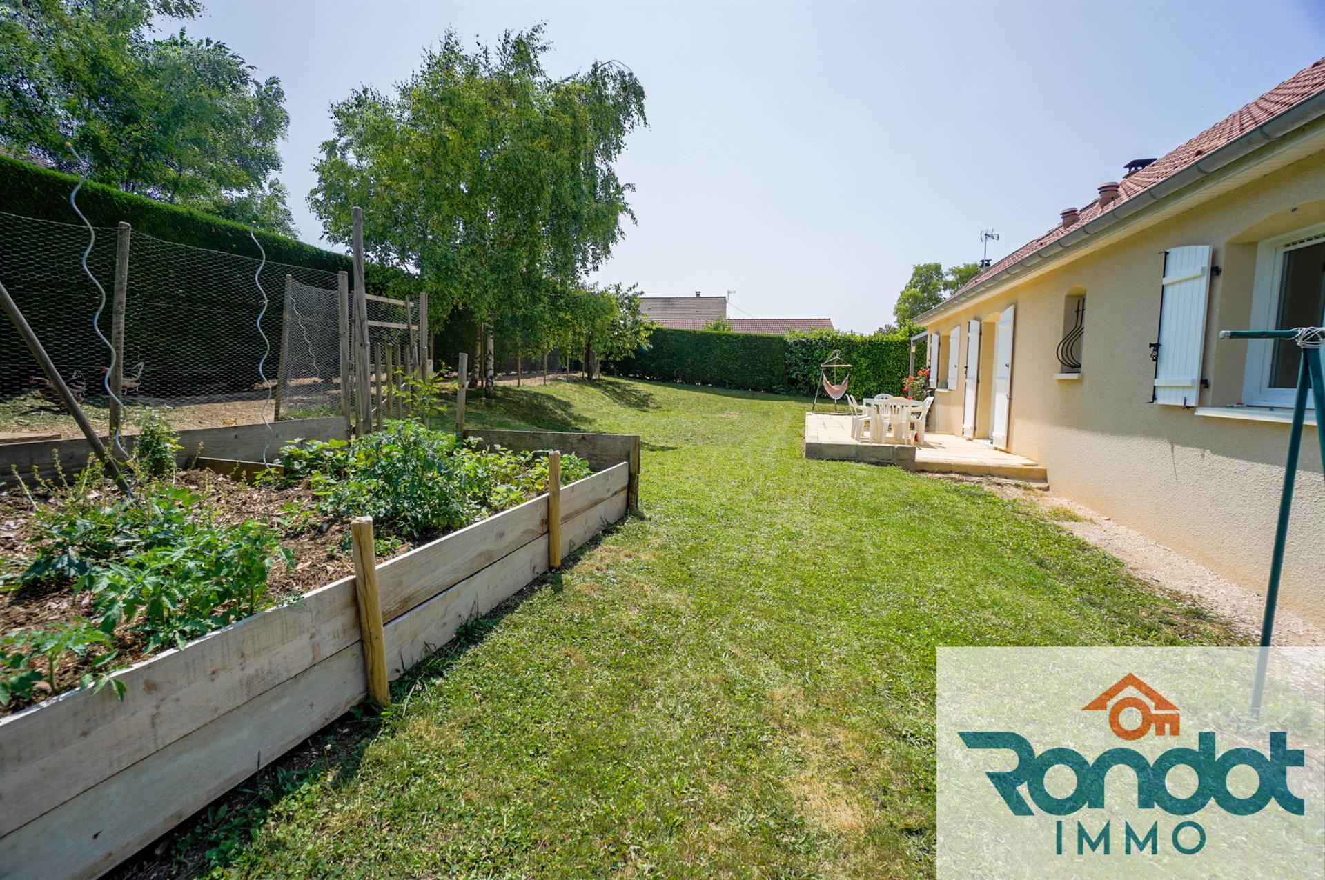 Maison 8 Pieces / 6 Chambres / Environ 155 M2 / Parcelle 820 M2 / Sous-Sol Complet