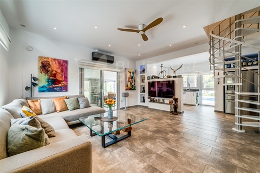 Phenomenal 4-bedroom Bungalow with TiTLE Deeds, Swimming Pool & Annex located in the heart of Ayia T