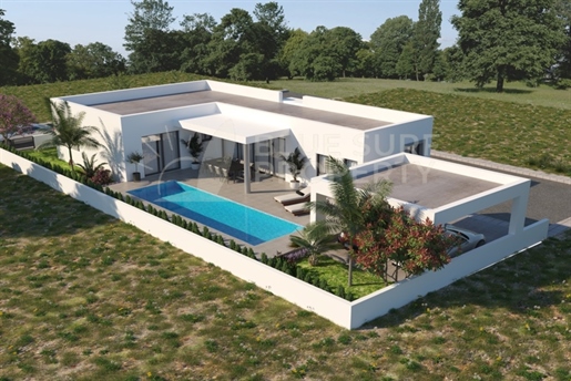 Phenomenal 3-bedroom Bungalow with Country Views located in the popular village of Frenaros