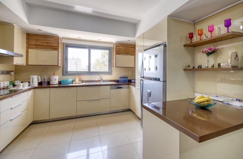 Frenaros, Famagusta - &,000