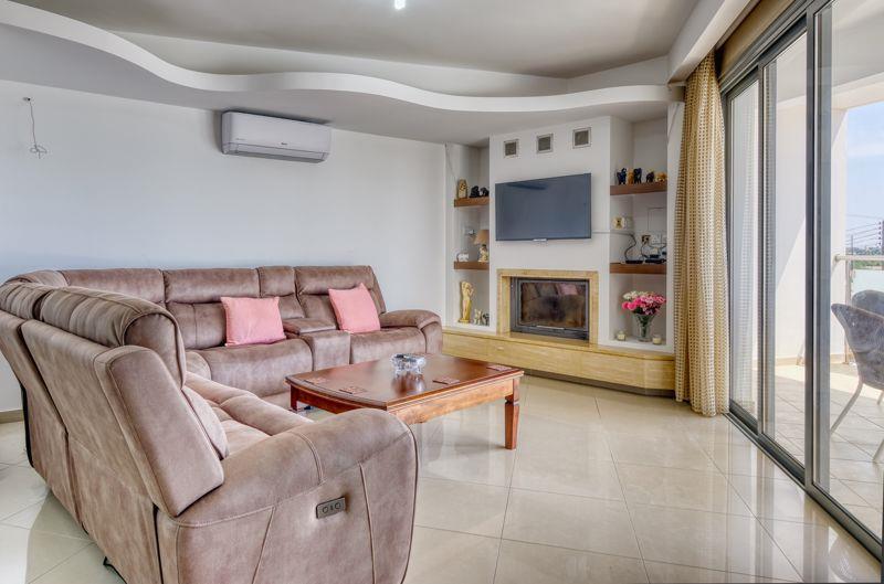 Frenaros, Famagusta - &,000