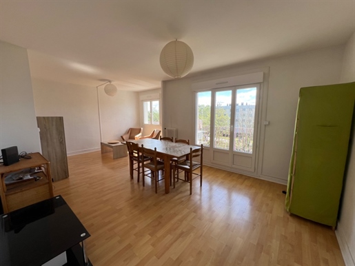 Dpt Côtes d'Armor (22), à vendre Saint Brieuc appartement T4