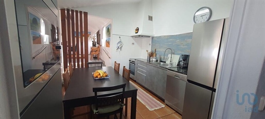 Fifth with 6 Rooms in Leiria with 112,00 m²
