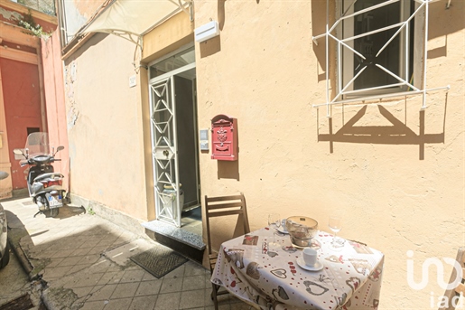 Sale Apartment 105 m² - 2 bedrooms - Genoa