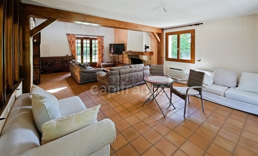 Dpt Nièvre (58), à vendre maison de 225 m² - Dépendance habitable de 30 m² - Terrain de 2 500,00 m²