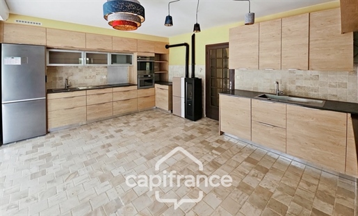 Dpt Nièvre (58), à vendre maison de 225 m² - Dépendance habitable de 30 m² - Terrain de 2 500,00 m²