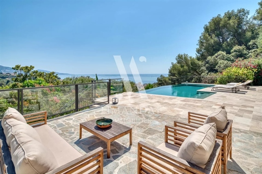Roquebrune Cap Martin - Sea View Villa, 375 sqm, Family-Oriented and Intimate