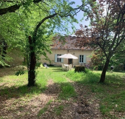 Chartreuse with outbuildings on 6.2 ha