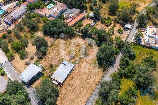 Construction land in Faro with 532,00 m²