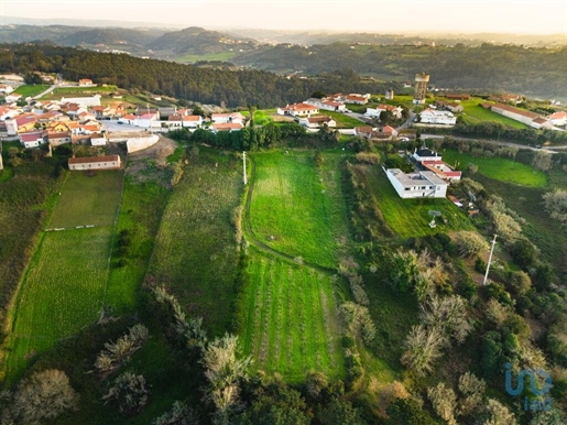 Construction land in Leiria with 2000,00 m²
