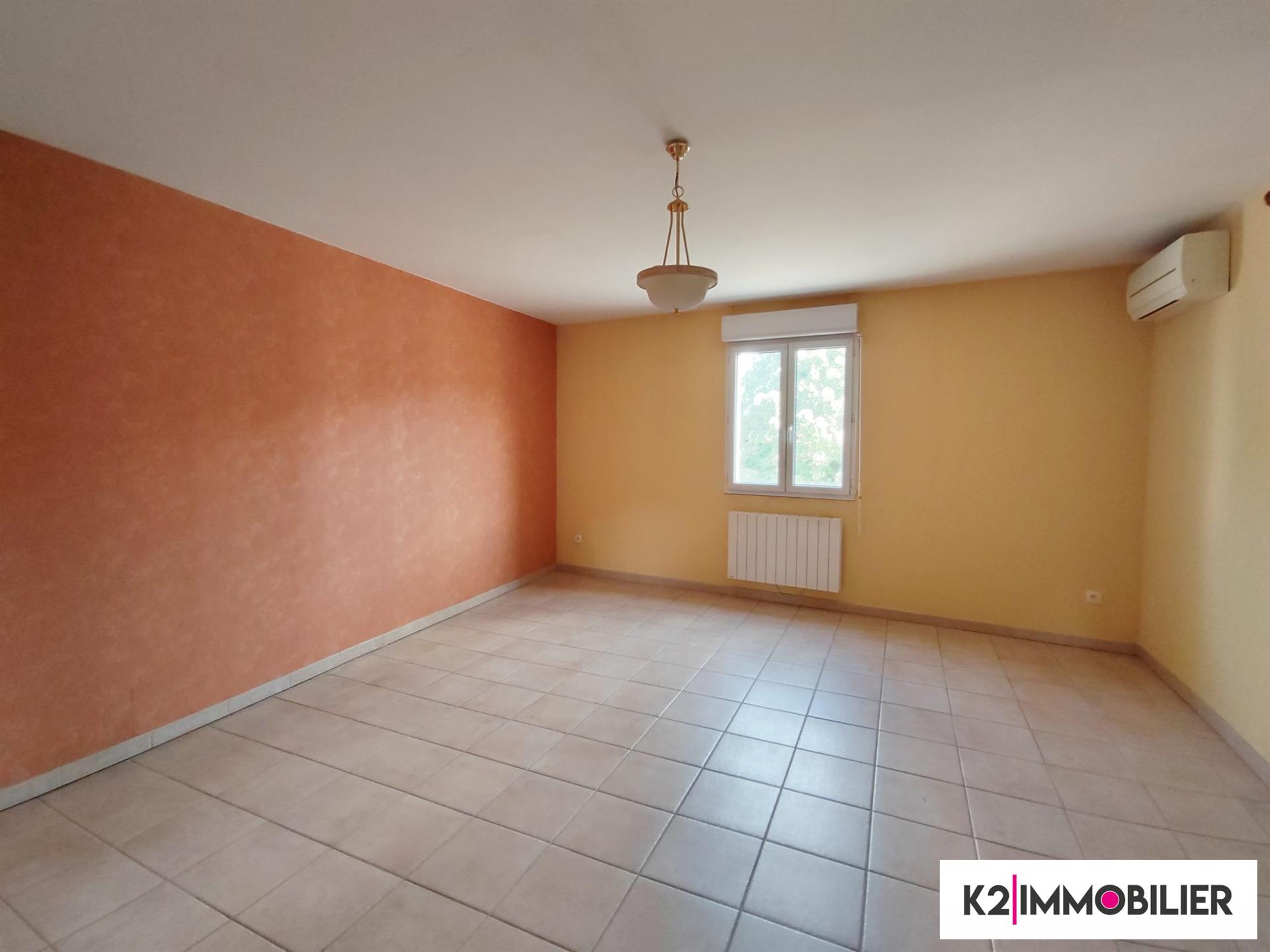 Köp: Hus (07000)