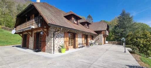 Bourget du lac, Villa de 250m² sur 8316m² de terrain