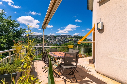 Belle maison de 150m2 avec magnifique vue panoramique.