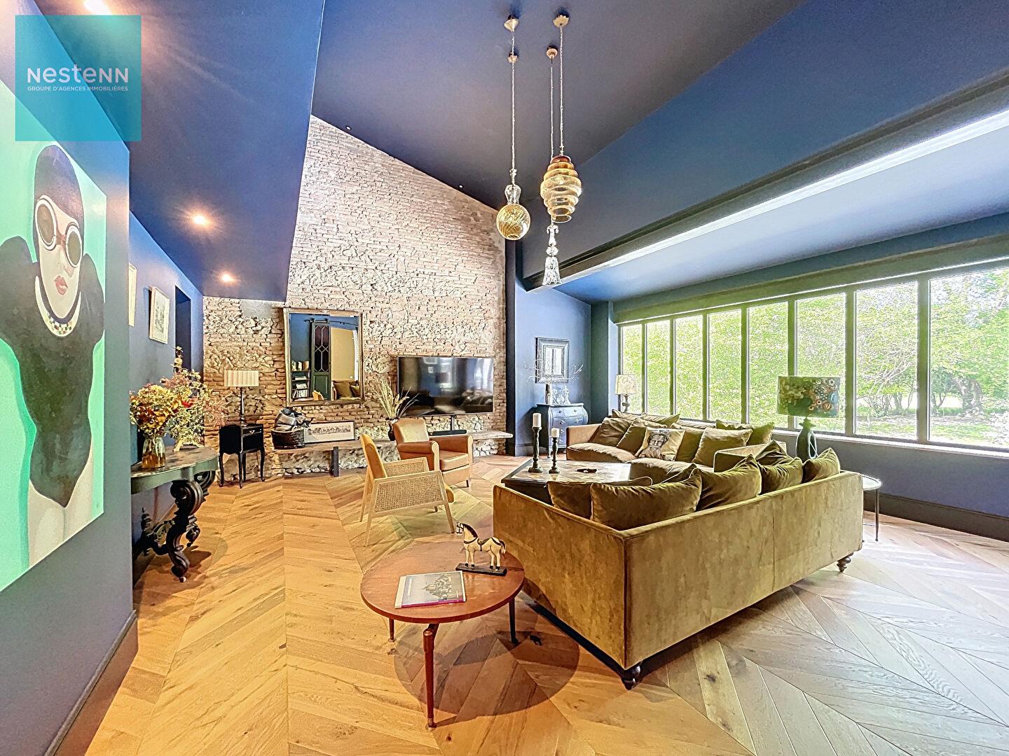 Demeure de prestige, 402 m2, 5 suites, piscine et jardin, proche Villefranche de Lauragais