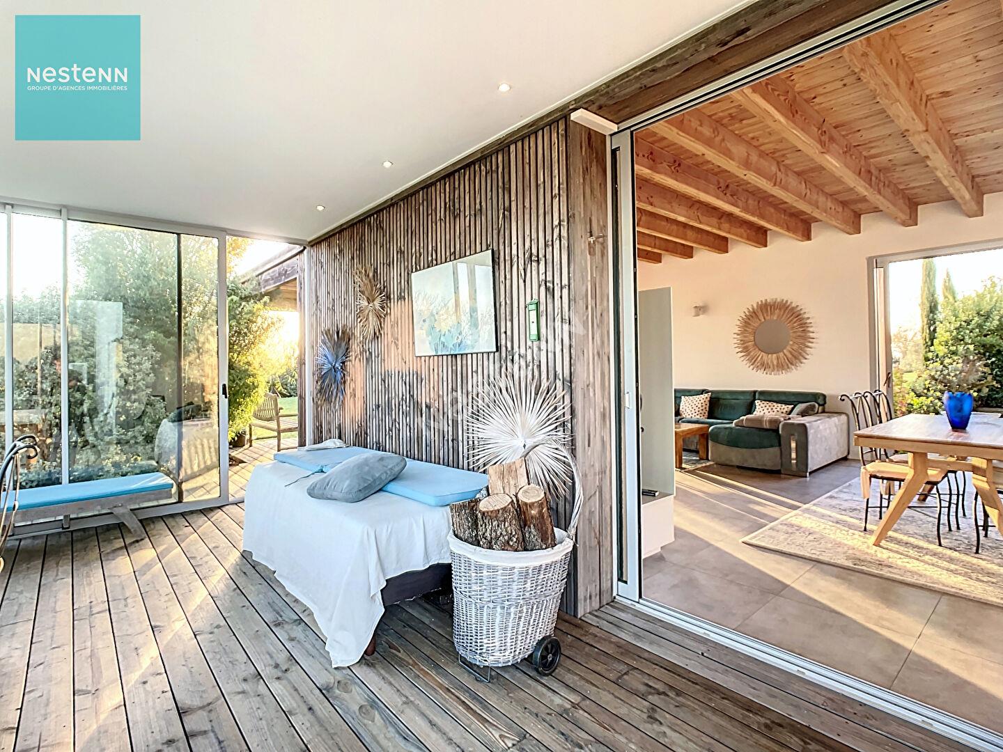 Corps de ferme rénové, 386 m², parc arboré de 8000m², 5 min. De Villefranche de Lauragais