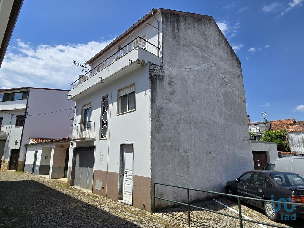 Inicio / Villa en el Coimbra, Arganil