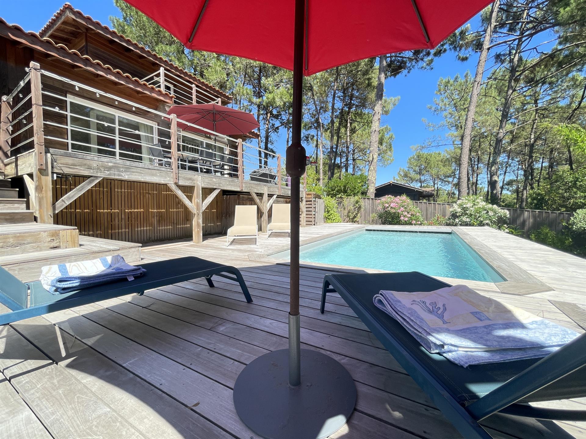 Brussol Lacanau Agency luxury 5 bedroom house with swimming pool terrace 33680 Lacanau Océan Gironde