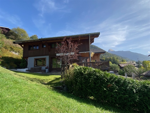 Detached family chalet