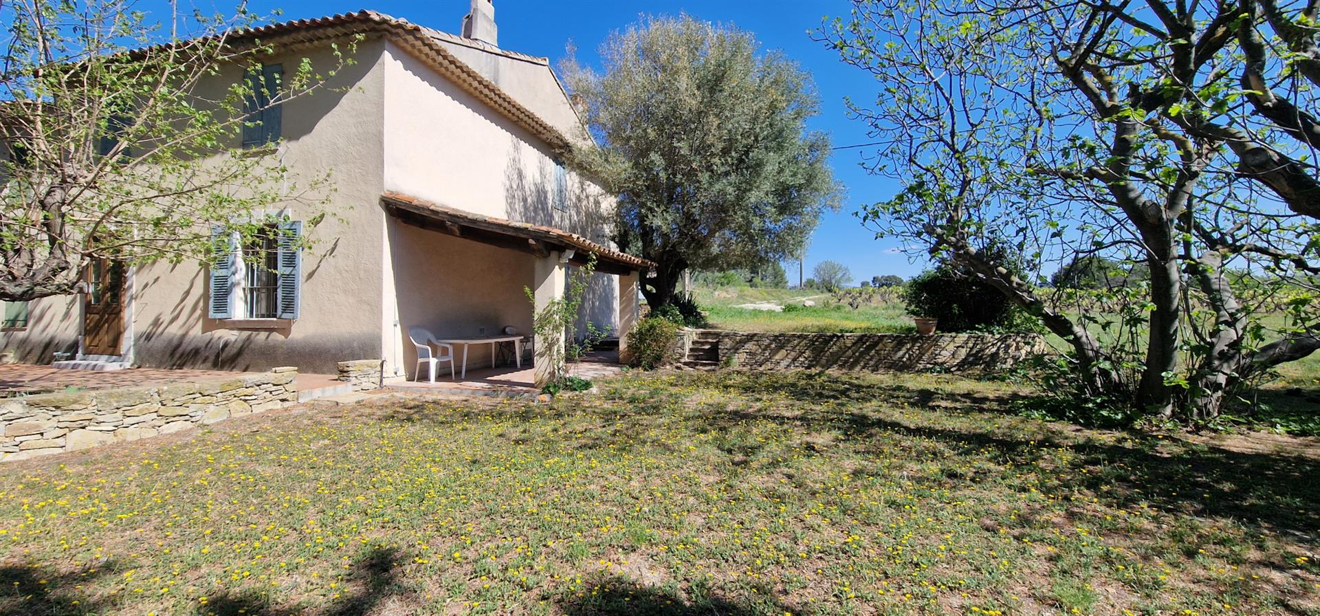 Old 6-Room House On 2300 M2