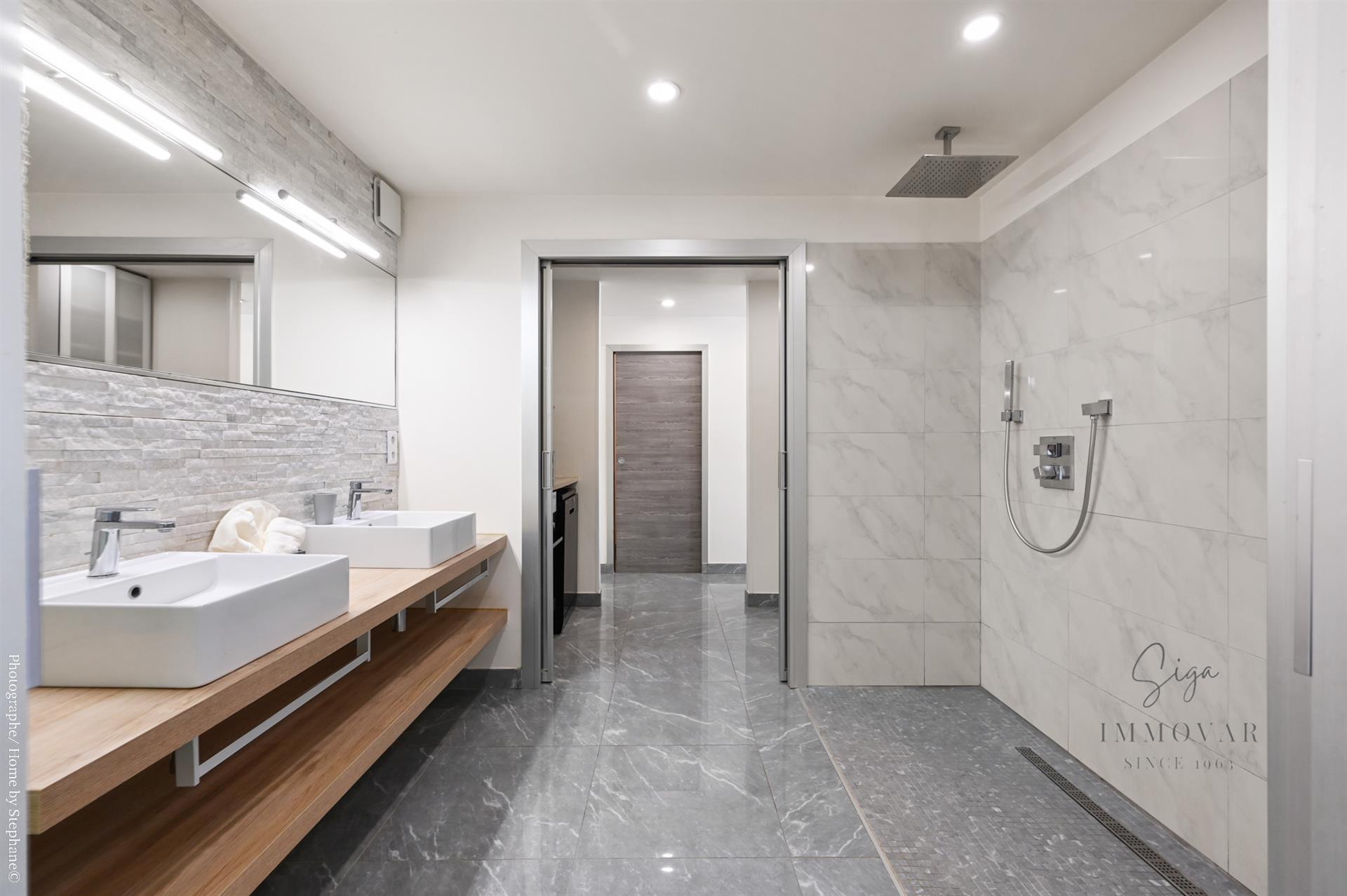 Prachtige villa van 233 m2 met zwembad - 15