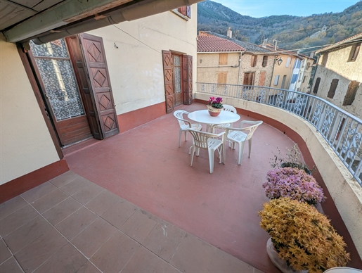 Maison 4 chambres avec terrasse et grand garage