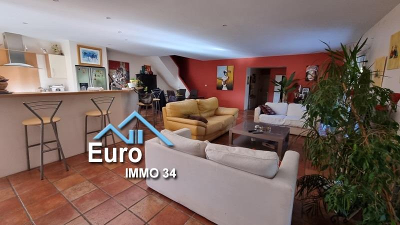 021 - Schöne Villa mit Pool und Garage