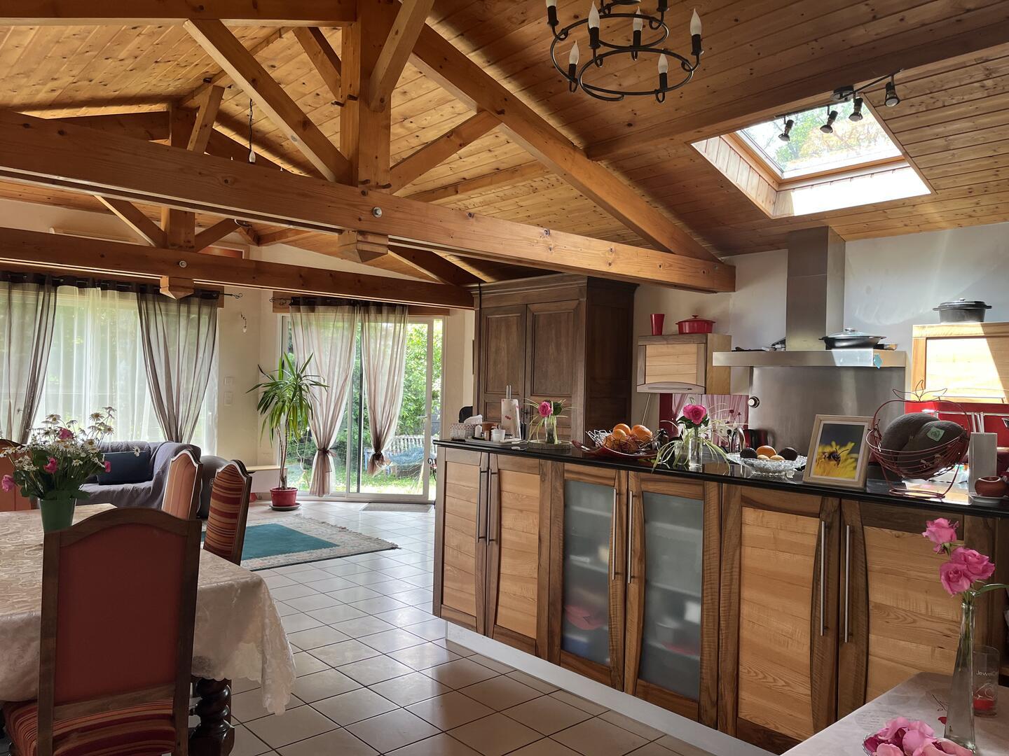 Single storey house - 170 m² – Figeac sector