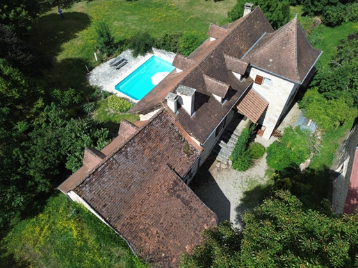 Charmant quercy huis met zwembad, in de buurt van Cajarc en Villeneuve