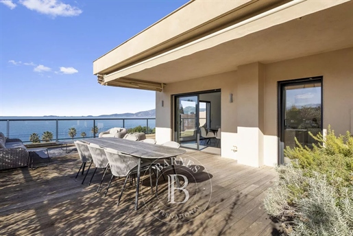 Rive Sud Ajaccio exclusive, exceptional penthouse walking distance to beaches panoramic view