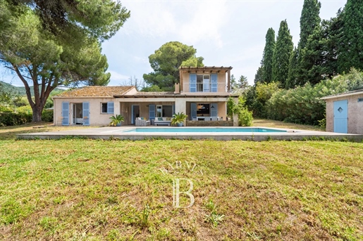 Saint-Florent, villa 3 chambres, piscine, plage à pieds