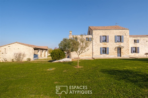 Domaine familiar en piedra y sus dependencias cerca de Niort