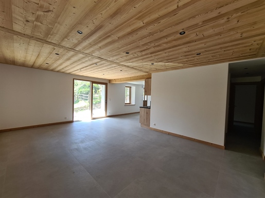For Sale 3 Bedroom Newbuilt Appartment In Montriond