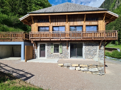 For Sale 3 Bedroom Newbuilt Appartment In Montriond