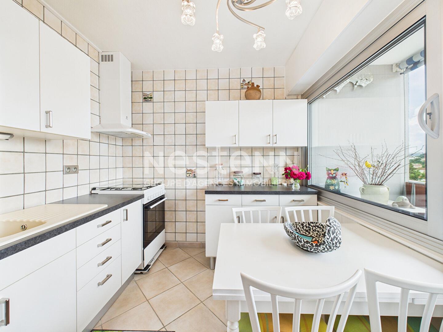 Compra: Apartamento (15000)