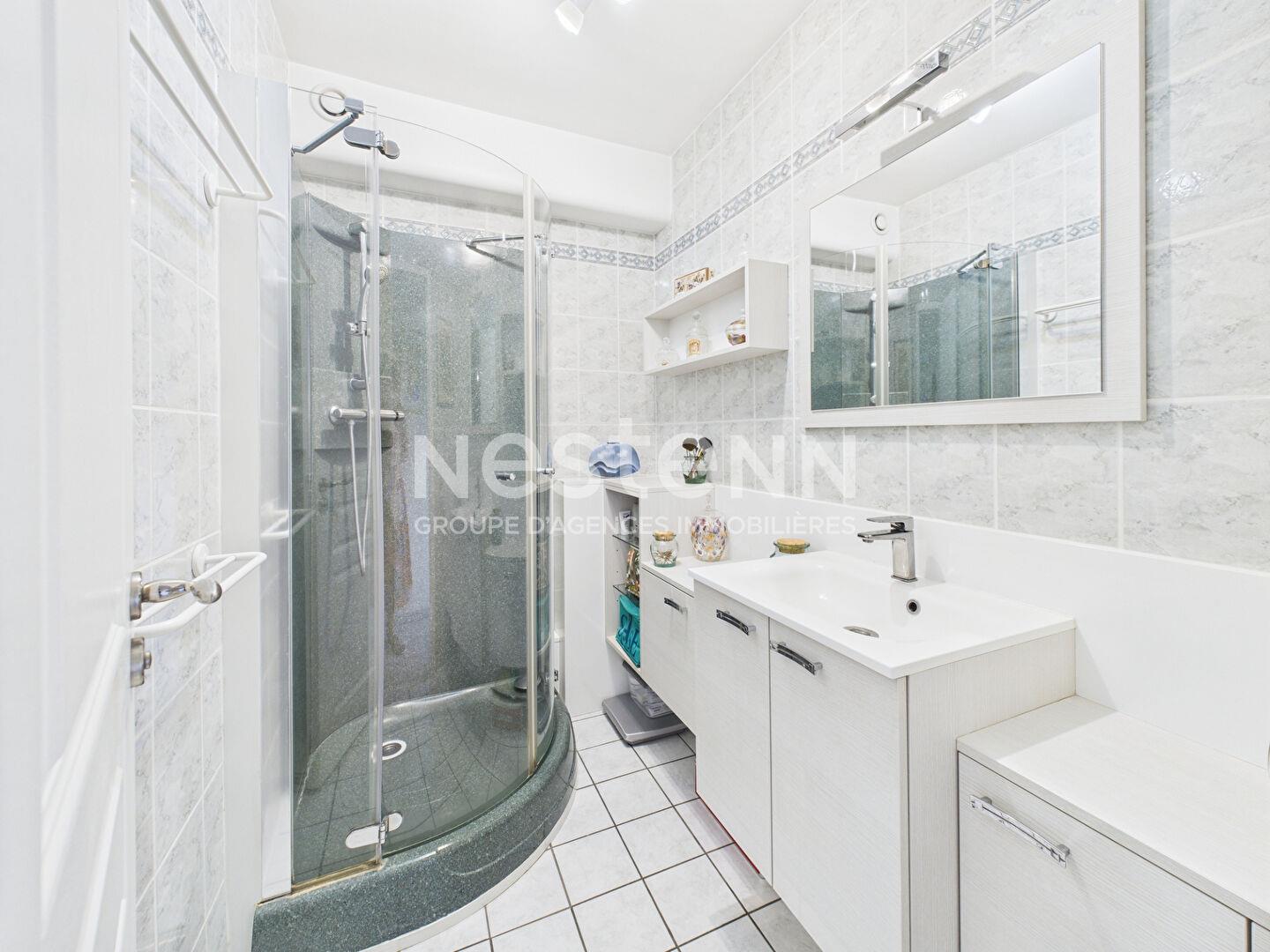 Compra: Apartamento (15000)