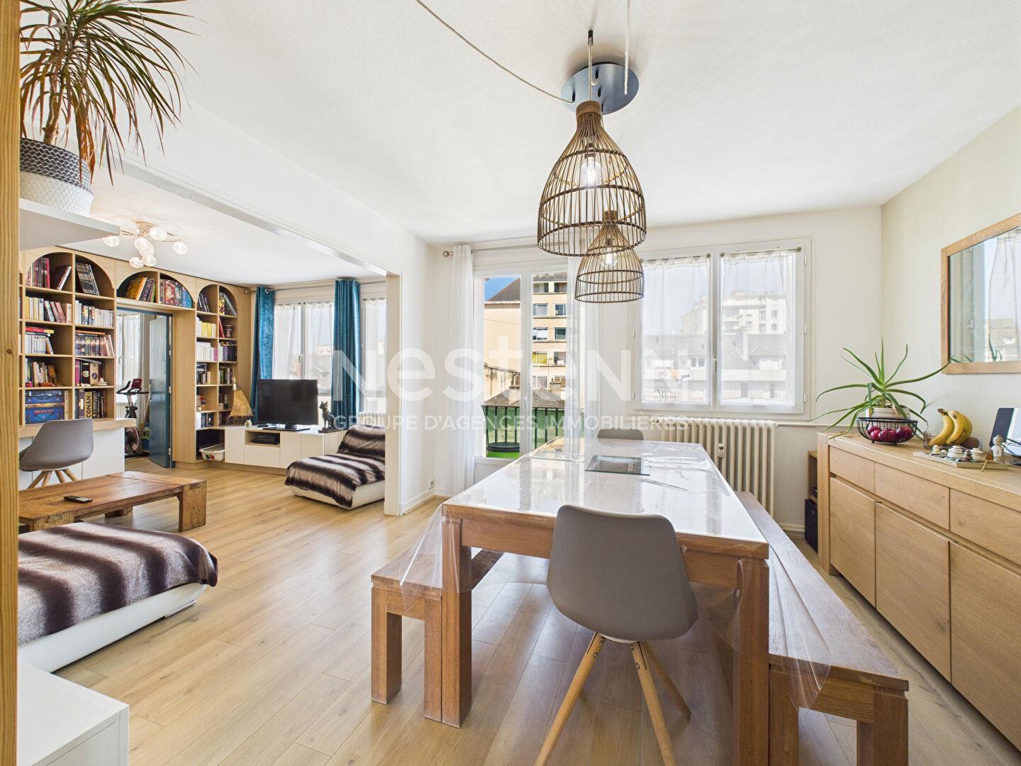 Compra: Apartamento (15000)