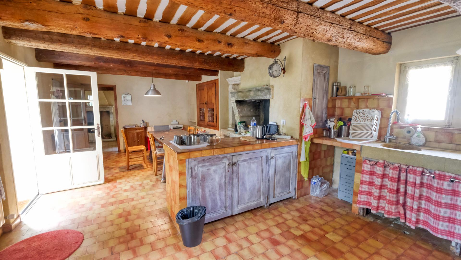 Character Property Near Lourmarin