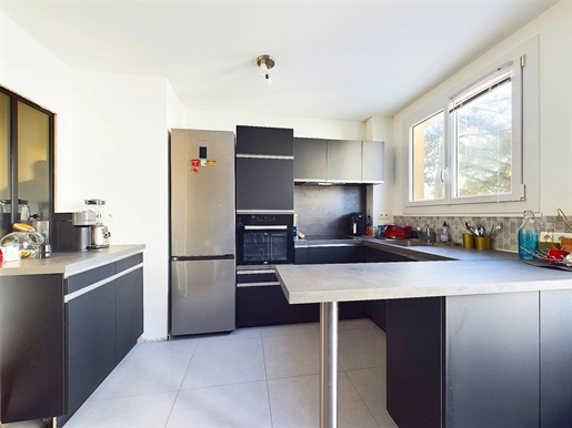 Saint-Herblain / Beauséjour - Apartment - 2 Rooms - 1 Bedroom - 43 M2 - 169.500 €