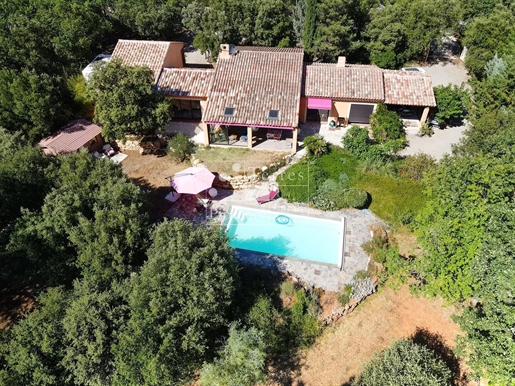 Régusse, graziosa casa con monolocale indipendente e piscina Verdon Var Provence