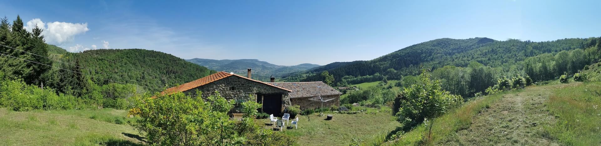 Axis Lamastre- Saint-Felicien, beautiful charming house on 3.050m2 of land, beautiful view