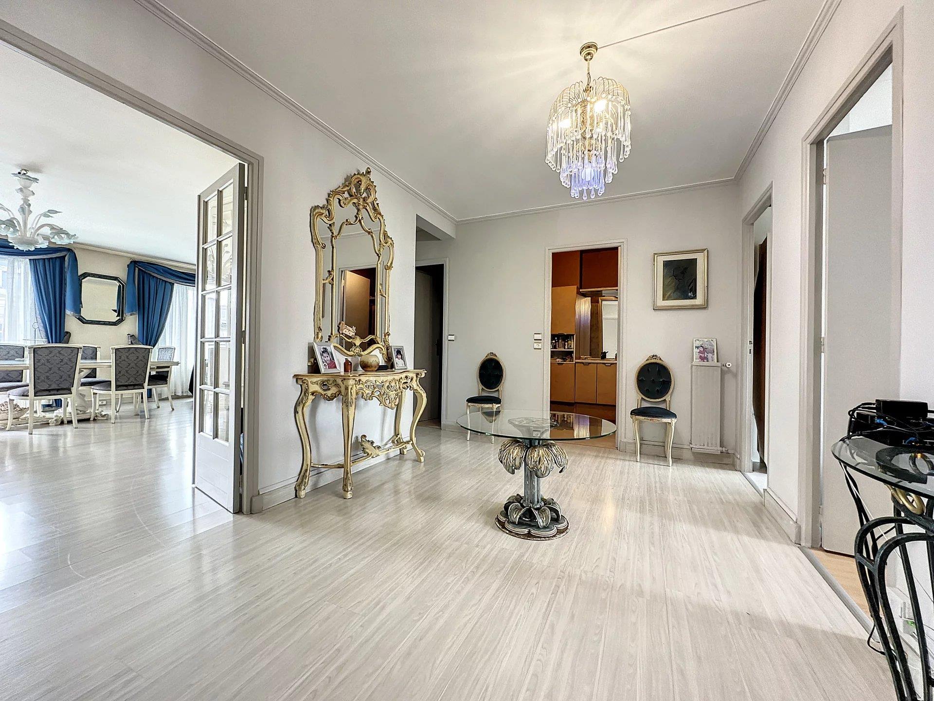 Cumpărare: Apartament (93200)