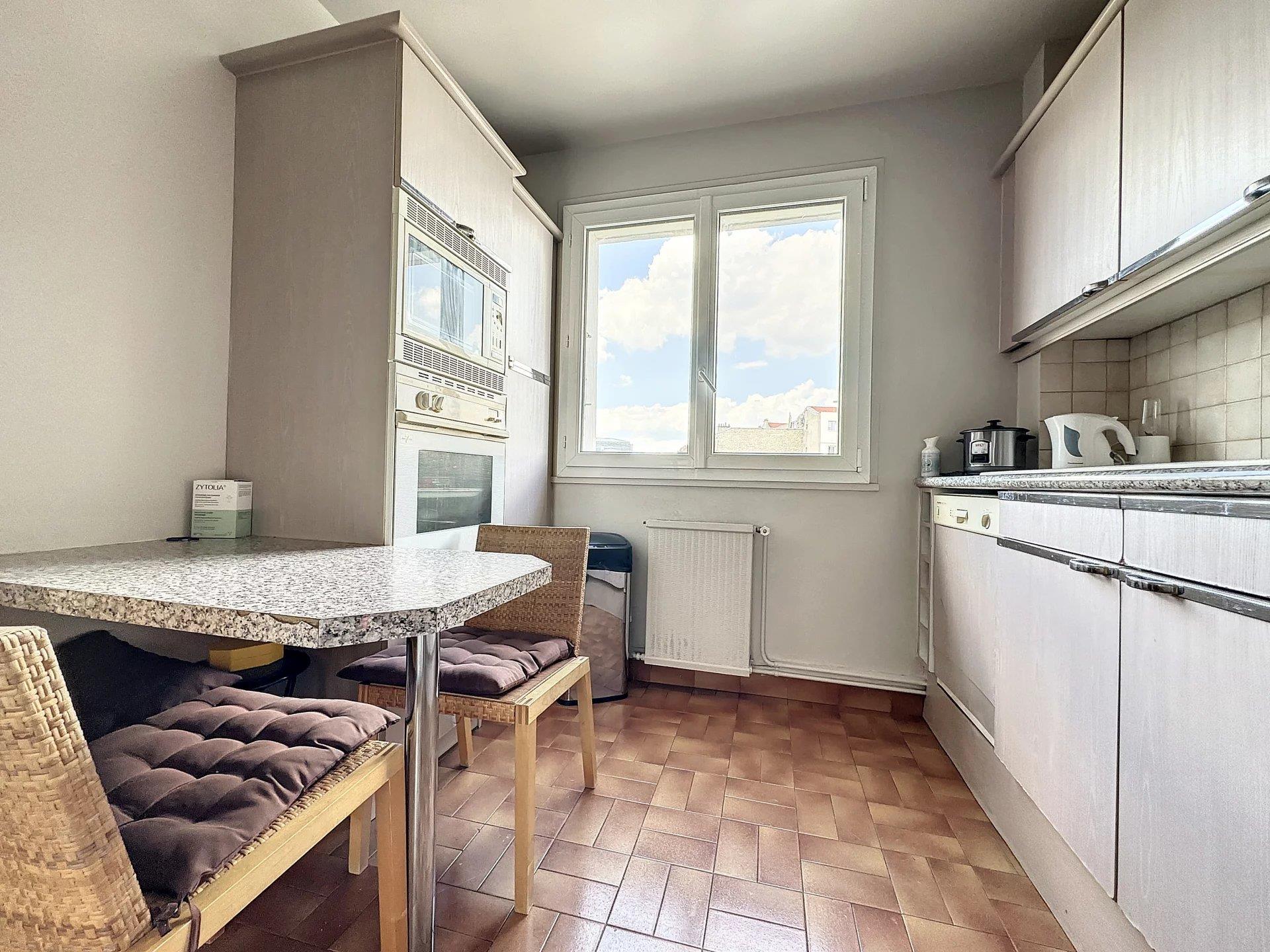 Cumpărare: Apartament (93200)