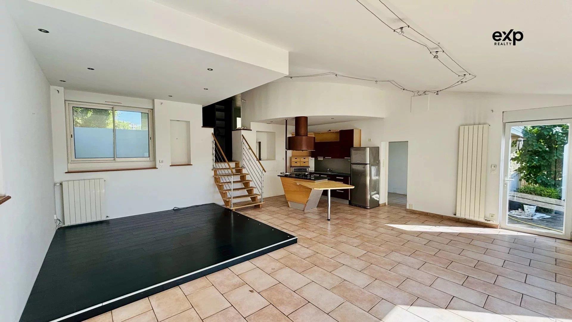 Purchase: House (53100)