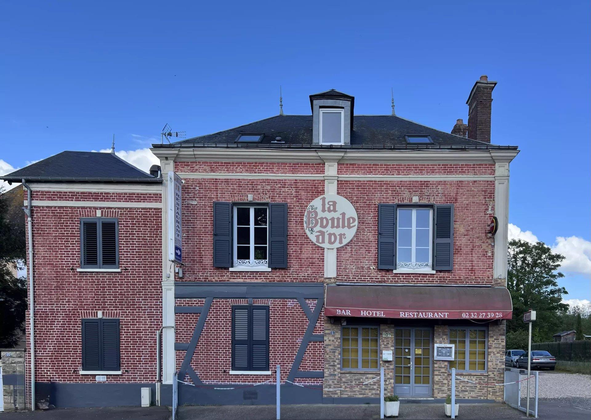 Mixed-use building (commercial and residential)