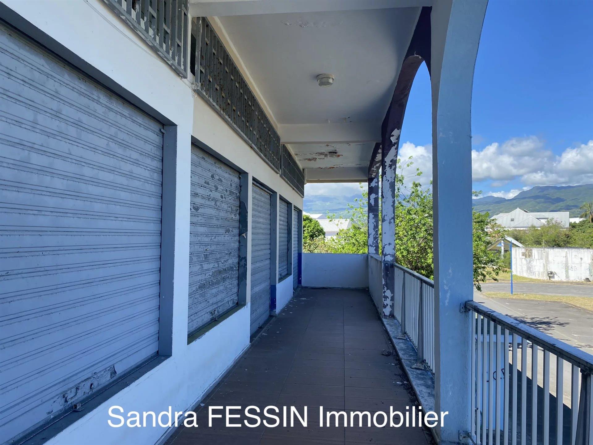 For Sale – Condominium building with high potential – Saint-Benoît (97470)